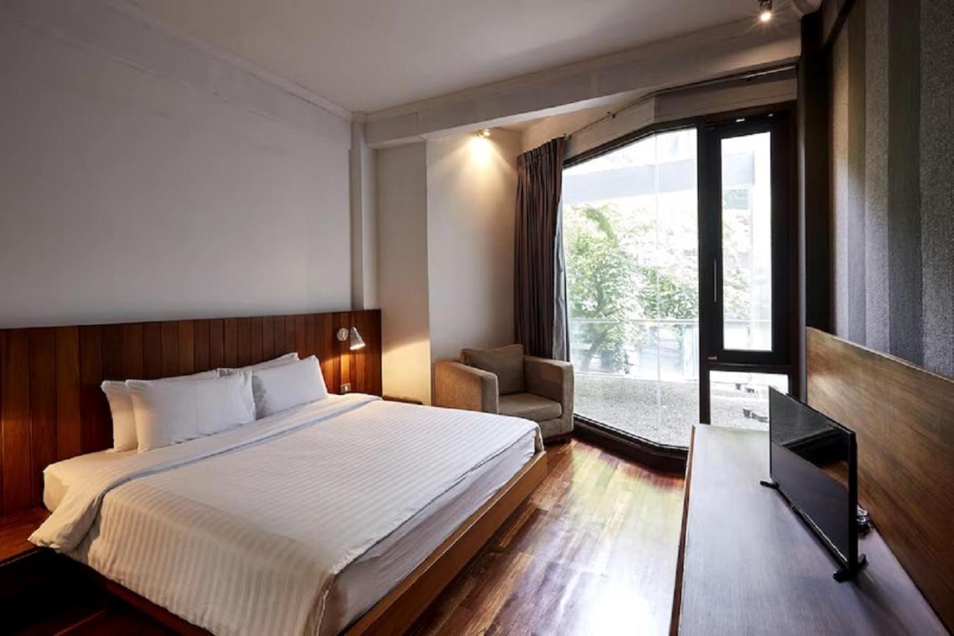 Wish Inn Silom - วิช อินน์ สีลม X Bangkok Kültér fotó