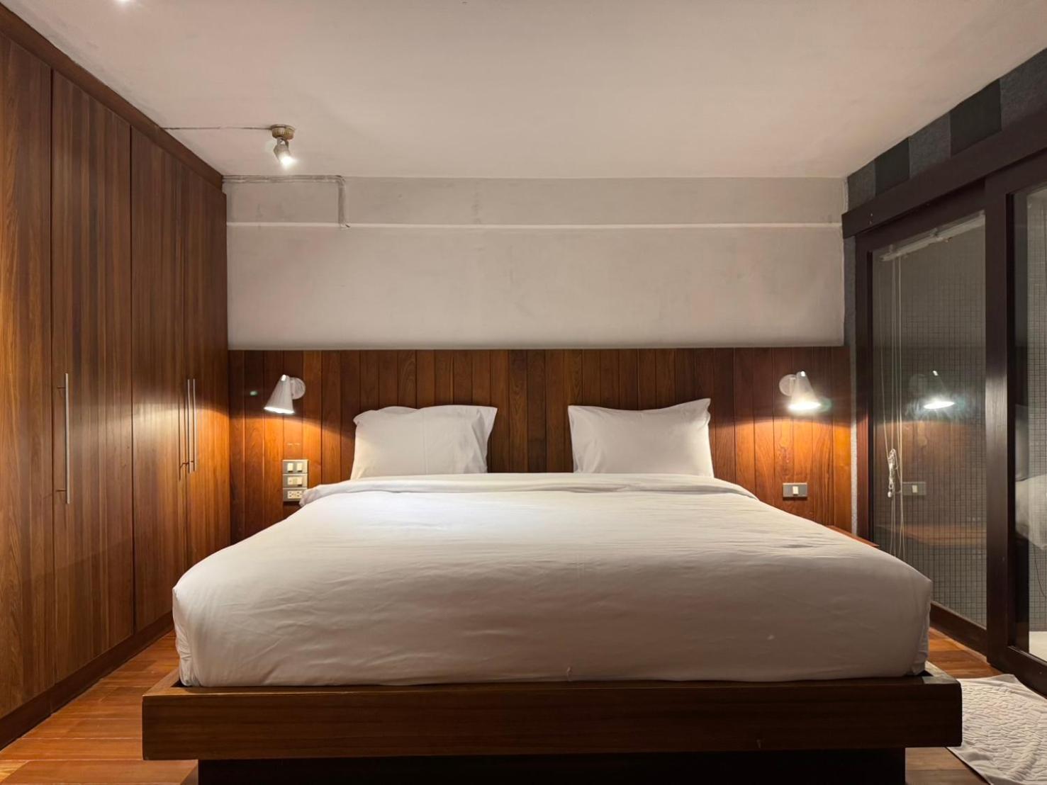 Wish Inn Silom - วิช อินน์ สีลม X Bangkok Kültér fotó