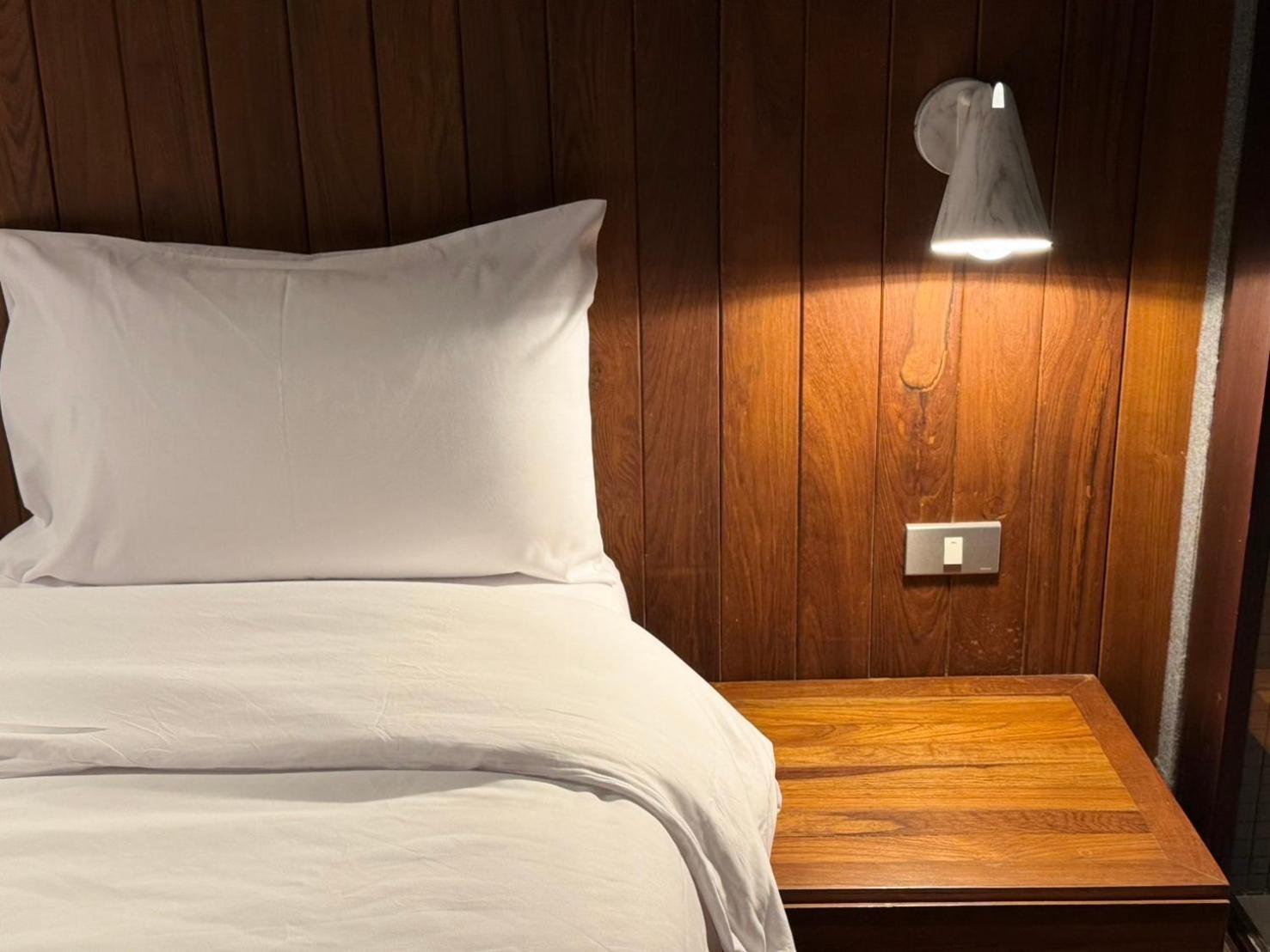 Wish Inn Silom - วิช อินน์ สีลม X Bangkok Kültér fotó
